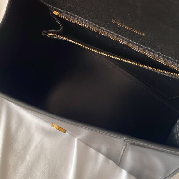Balenciaga Hourglass Too Handle Small - Picture 9 of 12